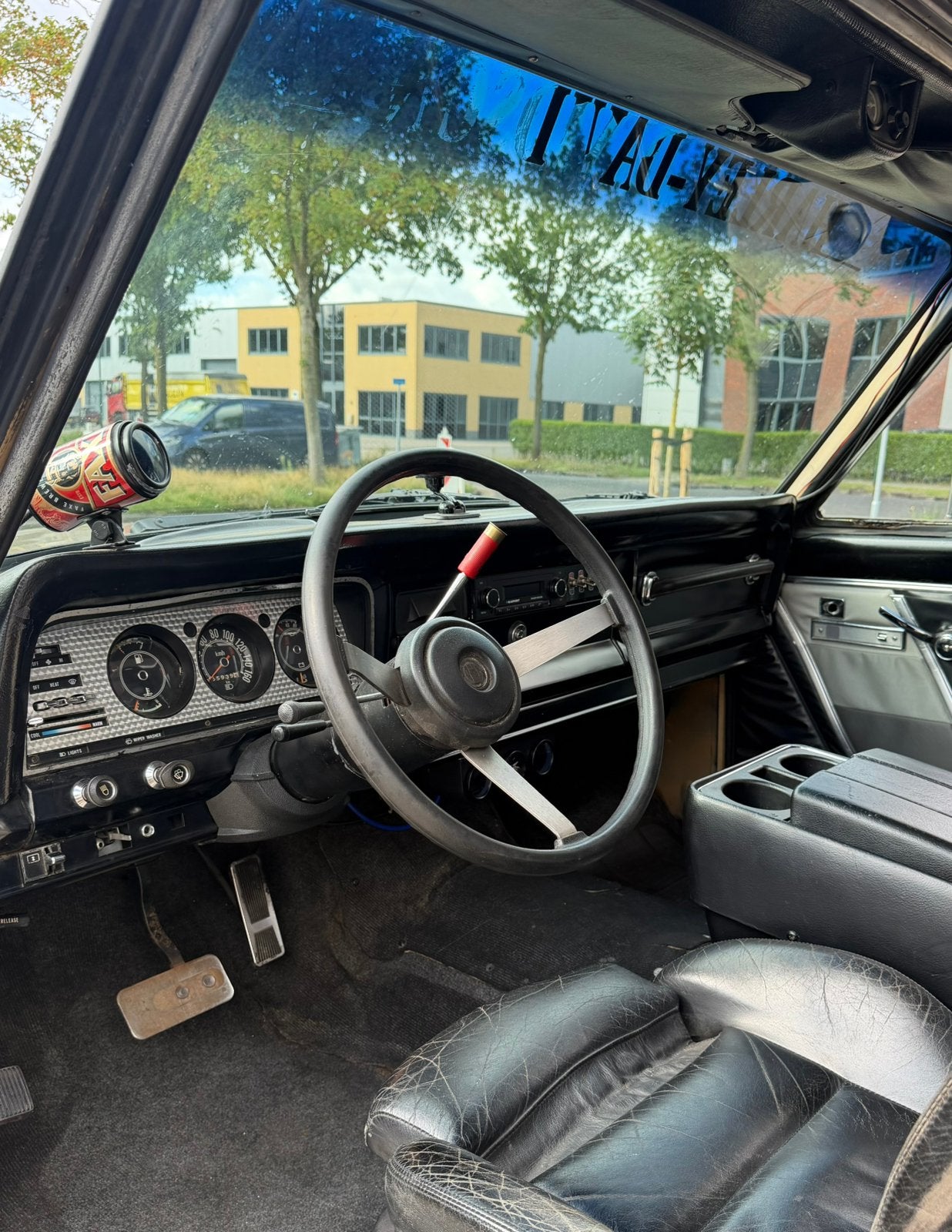 ‼️JEEP WAGONEER CHEROKEE CHIEF 5.9 V8 4X4 BELASTINGVRIJ‼️, Auto's, Zwart, Bruin, Leder, Bedrijf