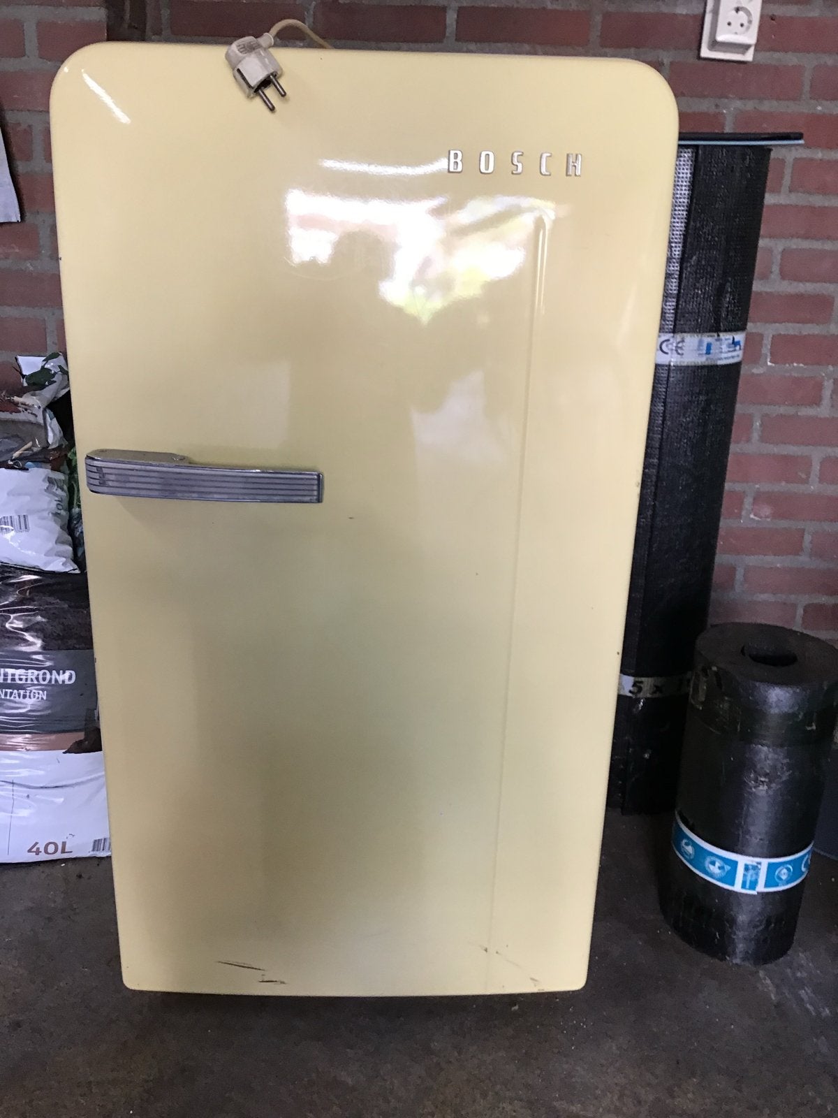 Vintage Bosch Koelkast met Vriesvak - Crème, Witgoed en Apparatuur, Koelkasten en IJskasten, Gebruikt, 100 tot 150 liter, 45 tot 60 cm