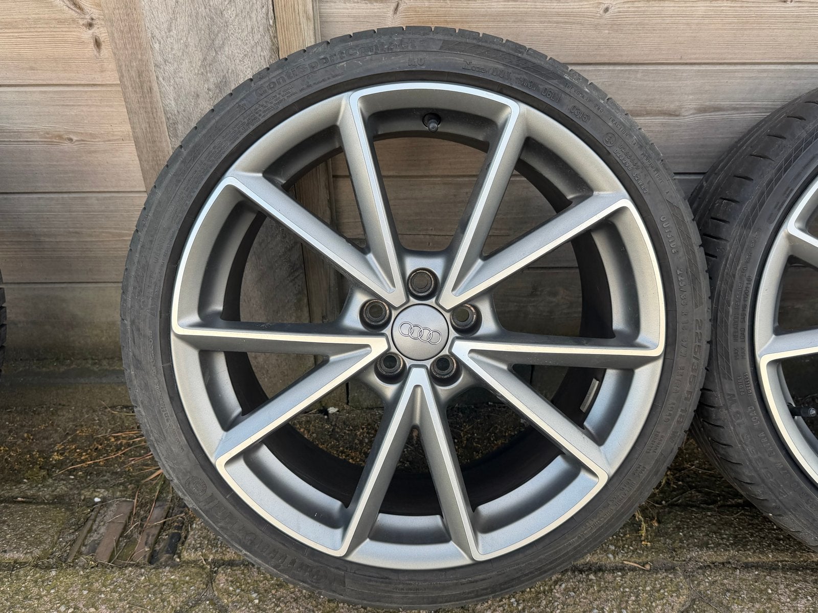 Audi 18 inch velgen met Continental zomerbanden, Auto-onderdelen, Gebruikt, Banden en Velgen, 235 mm, Personenwagen