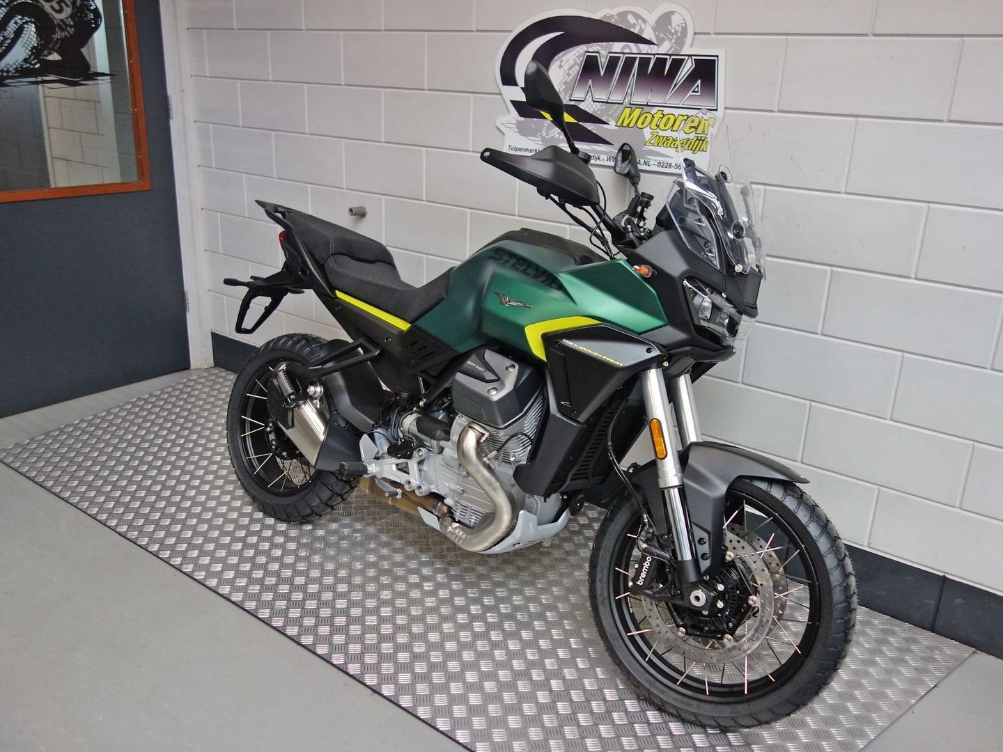 MOTO GUZZI Stelvio, 2 cilinders, Motorrijbewijs A, Bedrijf, Meer dan 35 kW
