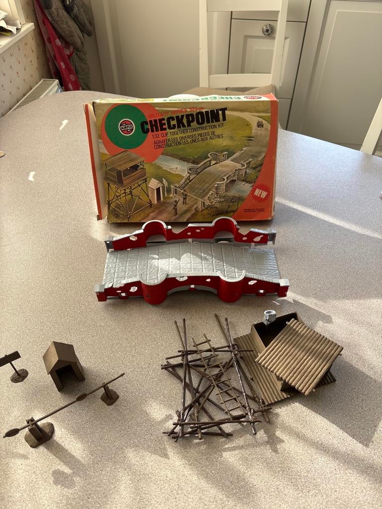 Airfix Frontier Checkpoint (1:32) - Vintage Modelbouwset, Ophalen of Verzenden, Amerika, Overige typen