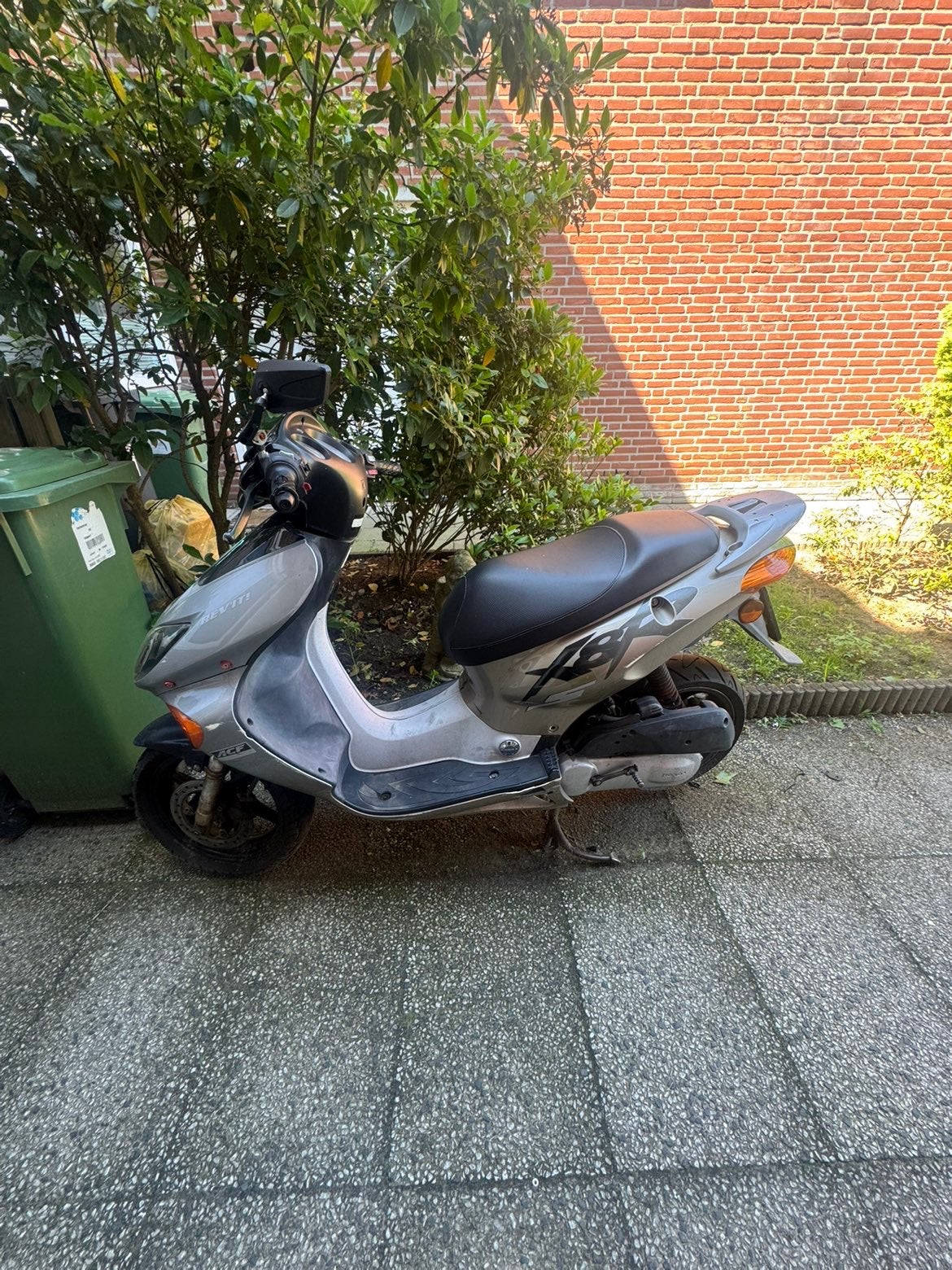 Honda x8r, Ophalen of Verzenden, Zo goed als nieuw, Benzine, Overige merken