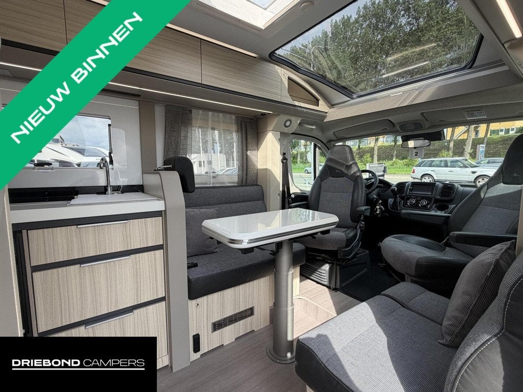 Adria Compact DL Automaat 180PK 2X Airco Lithium Zonnepanele, Caravans en Kamperen, Campers, Automaat, 6 tot 7 meter, Bedrijf