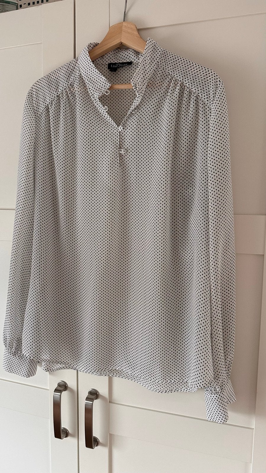 LaDress mooie blouse met stippenprint XL, Kleding | Dames, Ophalen of Verzenden, Zo goed als nieuw, Wit