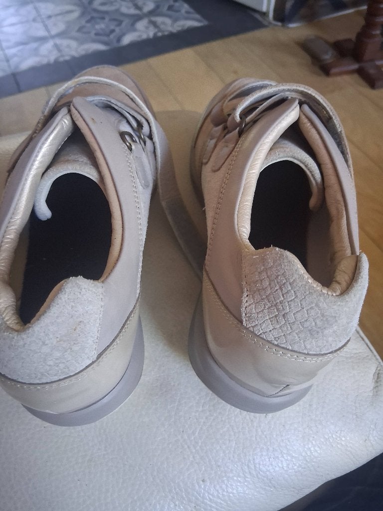 Damesschoenen sensible maat 38, Ophalen of Verzenden, Zo goed als nieuw, Sneakers of Gympen