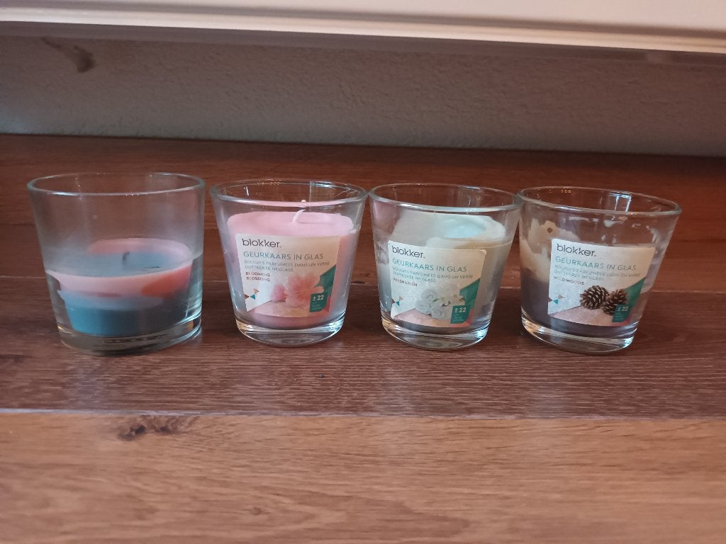 4x geurkaars in glas kaars kaarsen kaarsjes 1x nieuw blossom, Gebruikt, Blauw, 7 cm, Overige merken