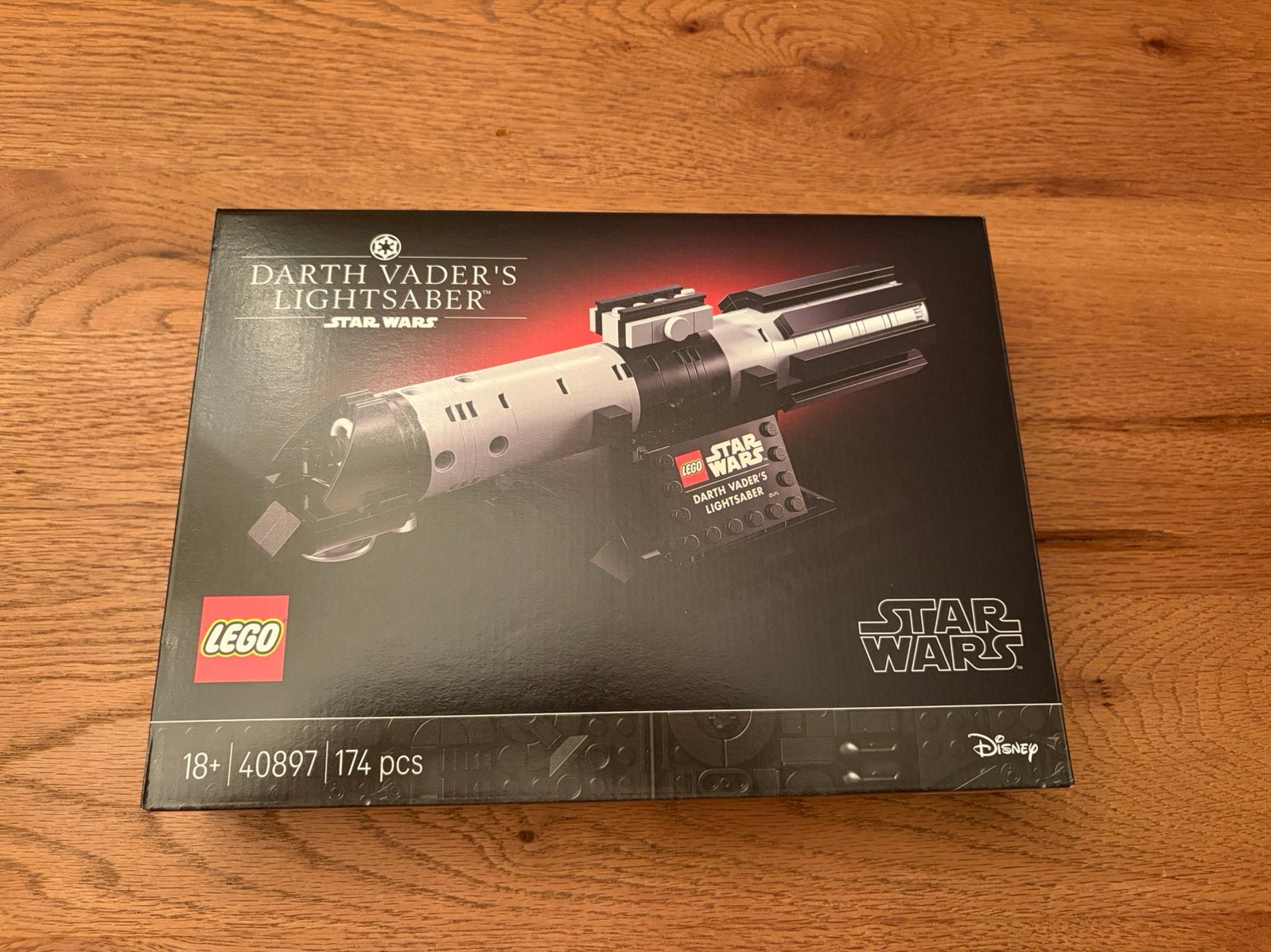LEGO Star Wars 40897 nieuw in doos,darth vader’s lightsaber, Ophalen of Verzenden, Nieuw