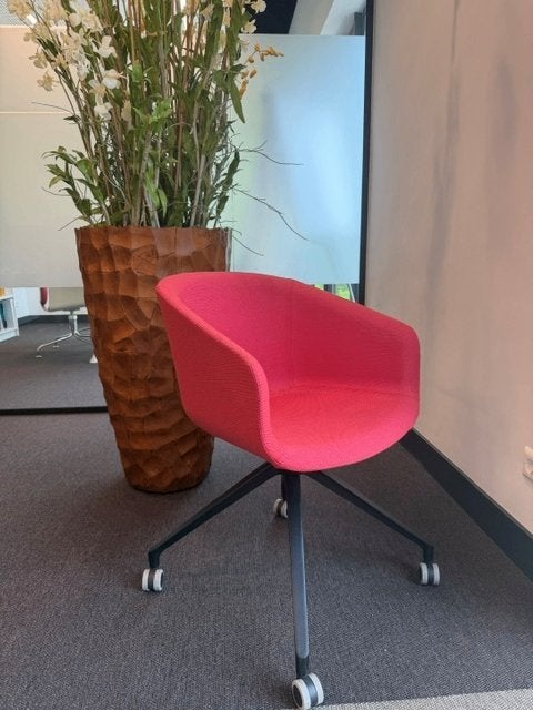 8 stijlvolle vergaderstoelen op wieltjes, Huis en Inrichting, Stoelen, Ophalen, Zo goed als nieuw, Stof, Vijf, Zes of meer stoelen