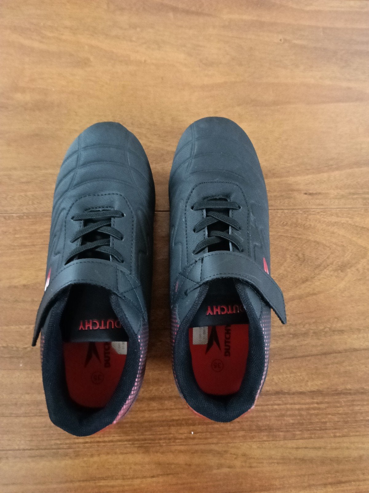 Voetbalschoenen Dutchy maat 35, Maat XS of kleiner, Schoenen, Nieuw, Ophalen of Verzenden