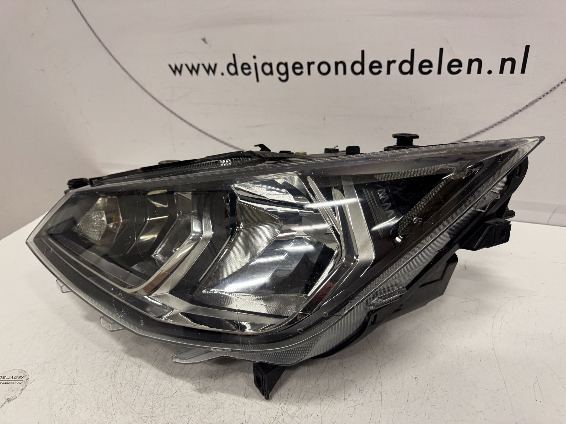 SEAT IBIZA ARONA KOPLAMP H7 LED LINKS 6F1941015A, Gebruikt, Autovia A-2, Km 585 585
08760  Martorell, ES, Ophalen of Verzenden