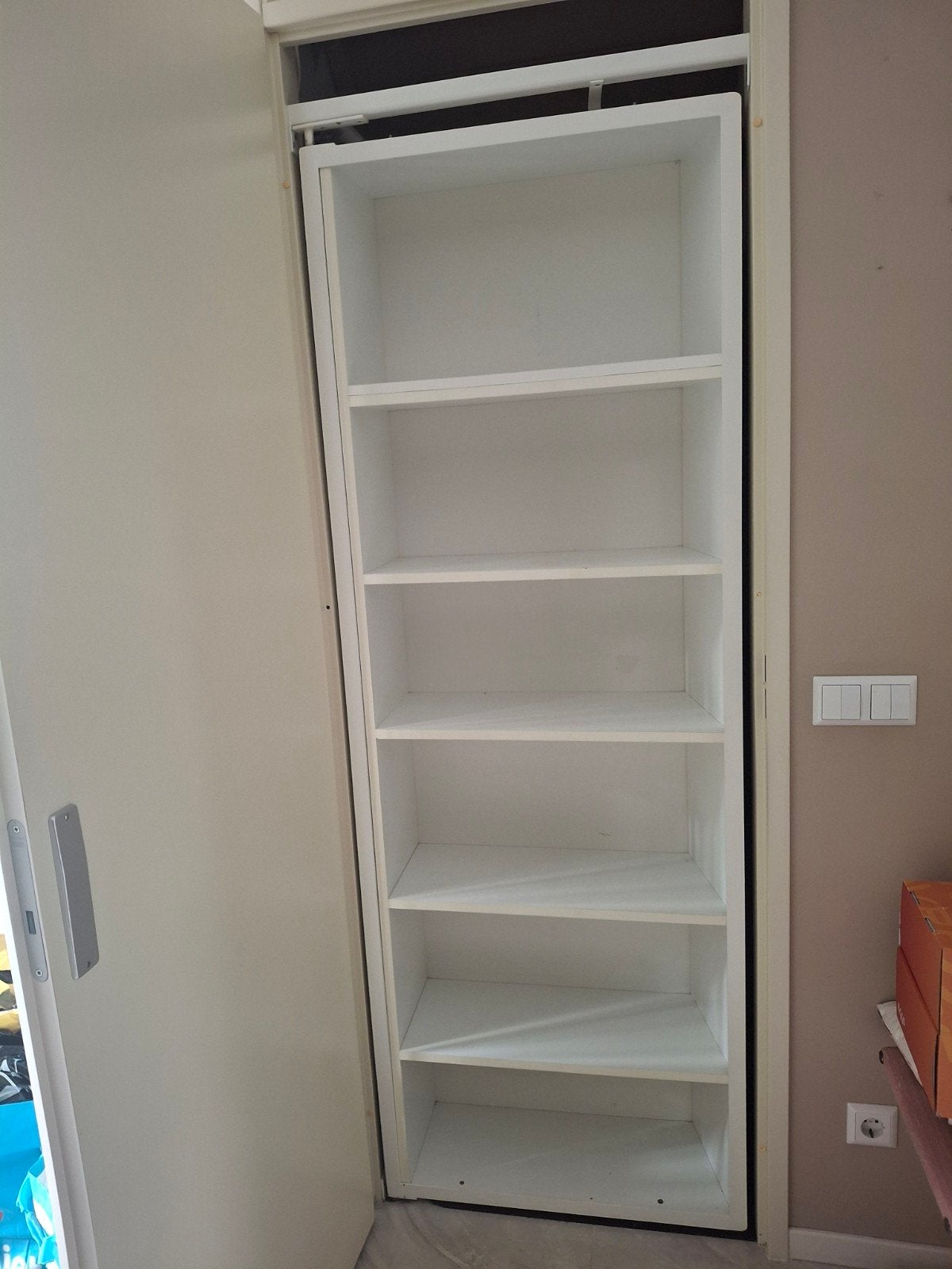 Op maat gemaakte draaibare kast met planken, Huis en Inrichting, Ophalen, Met plank(en), 200 cm of meer, 50 tot 100 cm
