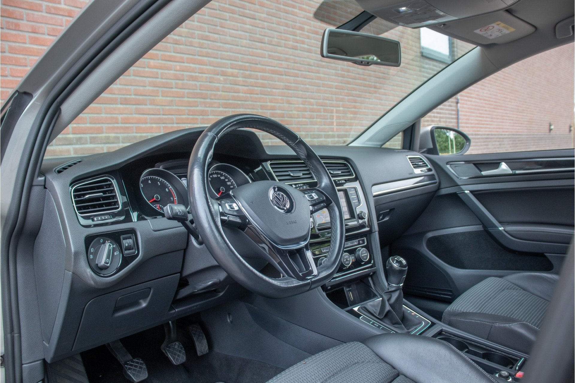 Volkswagen Golf 1.2 TSI Business Edition, 2e eigenaar, 97.00, Voorwielaandrijving, Euro 5, Gebruikt, Zwart