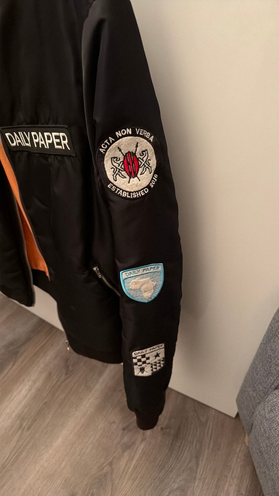 Prachtige zwarte Daily Paper bomberjacket maat L, Verzenden, Gedragen, Maat 52/54 (L), Zwart