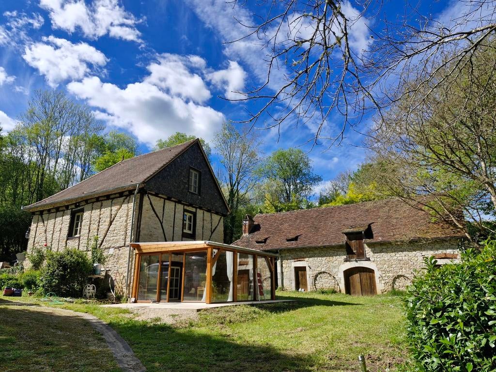Uniek huis in Frankrijk (Lot, Dordogne), Huizen en Kamers, Buitenland, Frankrijk, Woonhuis, Landelijk, 105 m²