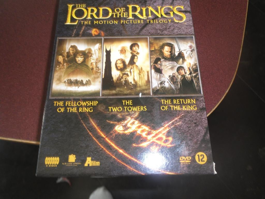 3 dvd box, lord of the rings, Verzamelen, Lord of the Rings, Ophalen of Verzenden, Zo goed als nieuw, Overige typen
