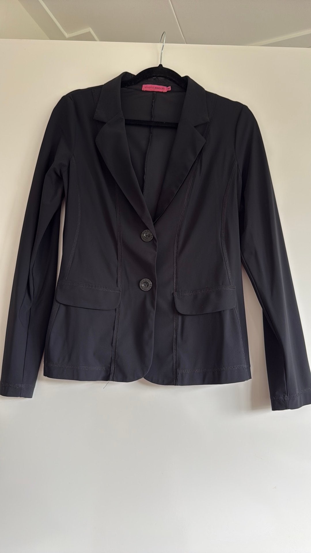 Studio Anneloes jasje M, Kleding | Dames, Jasjes, Kostuums en Pakken, Ophalen of Verzenden, Zo goed als nieuw, Zwart
