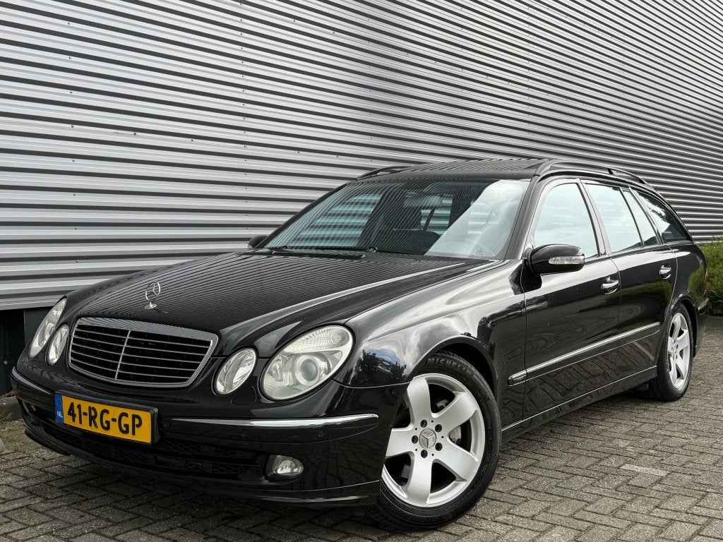 Mercedes-Benz E-Klasse 350 V6 272PK Avantgarde / *NAP* / Pan, Auto's, Automaat, Gebruikt, Zwart, Zwart