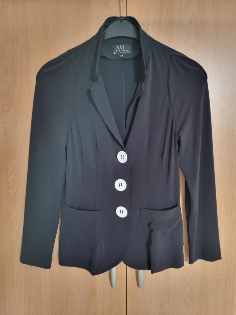 Prachtige blazer van ML Collections. Maat 40, zwart. Zgan., Maat 38/40 (M), Zwart, Ophalen of Verzenden, Zo goed als nieuw