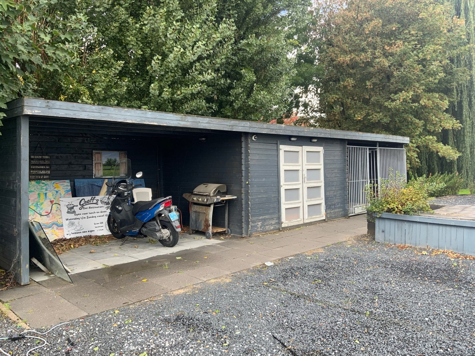 Houten berging met overkapping en afgesloten gedeelte, Ophalen, Gebruikt, Hout, Overige typen