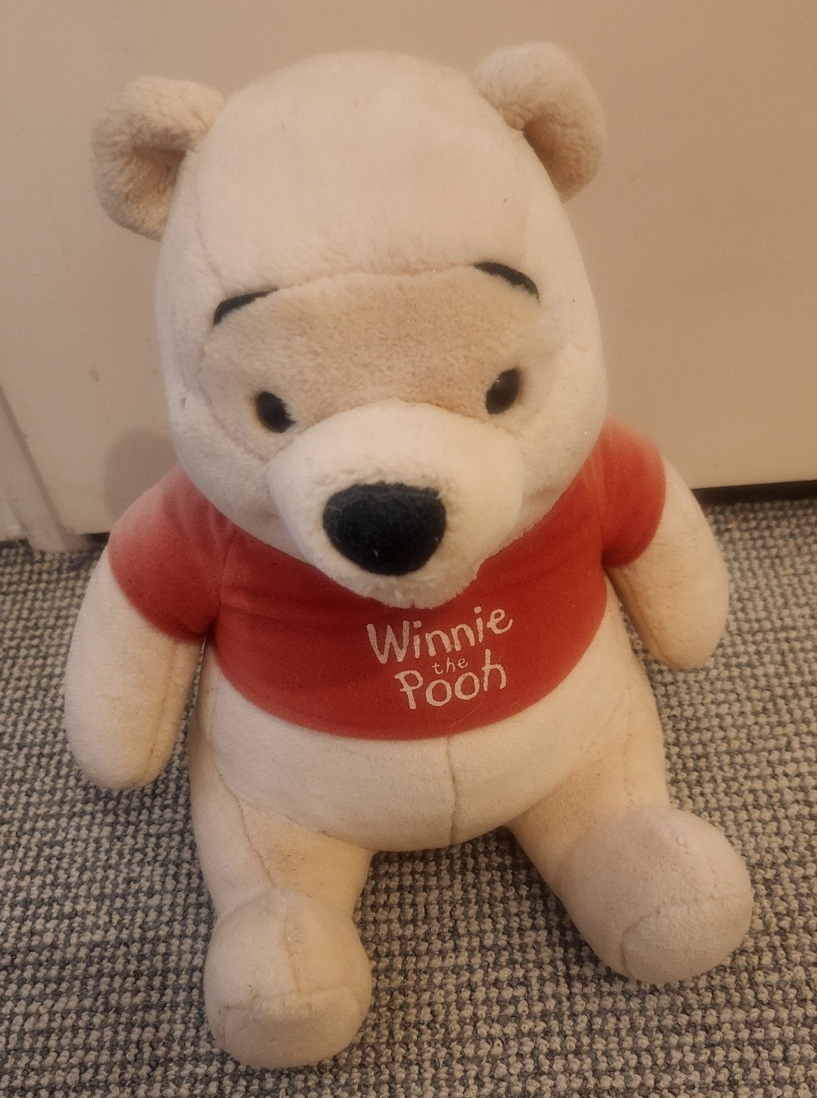 Winnie the Pooh knuffel - Disney, Kinderen en Baby's, Speelgoed | Knuffels en Pluche, Disney, Beer, Ophalen of Verzenden, Middelgroot (20 tot 80 cm)