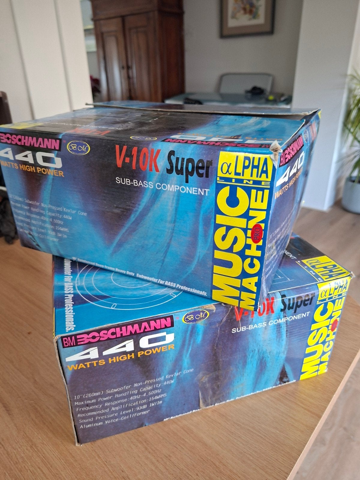 2 Boschmann Subwoofers V-10K, Subwoofer, Nieuw, Ophalen of Verzenden, 150 watt of meer