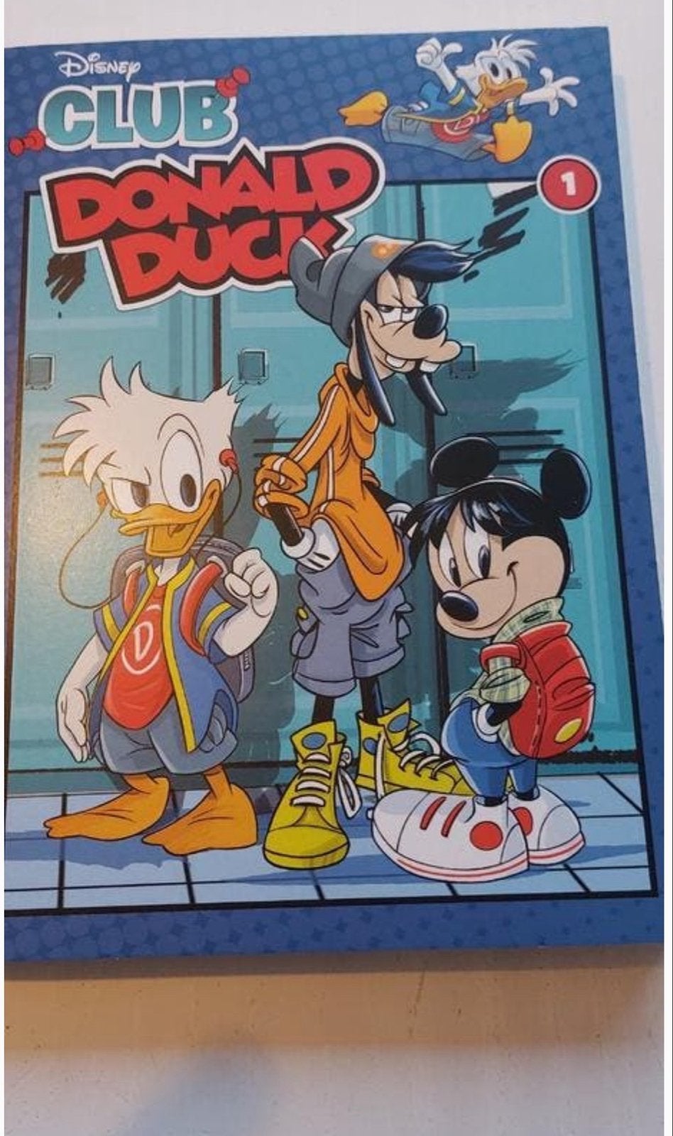 Disney Club Donald Duck 1, Eén stripboek, Ophalen of Verzenden, Zo goed als nieuw