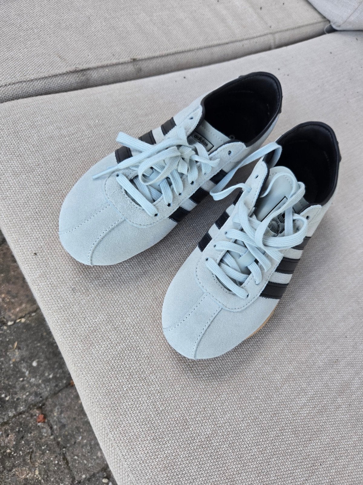 ADIDAS TOKYO sneakers  NIEUW, Kleding | Dames, Schoenen, Ophalen of Verzenden, Nieuw, Blauw, Sneakers of Gympen