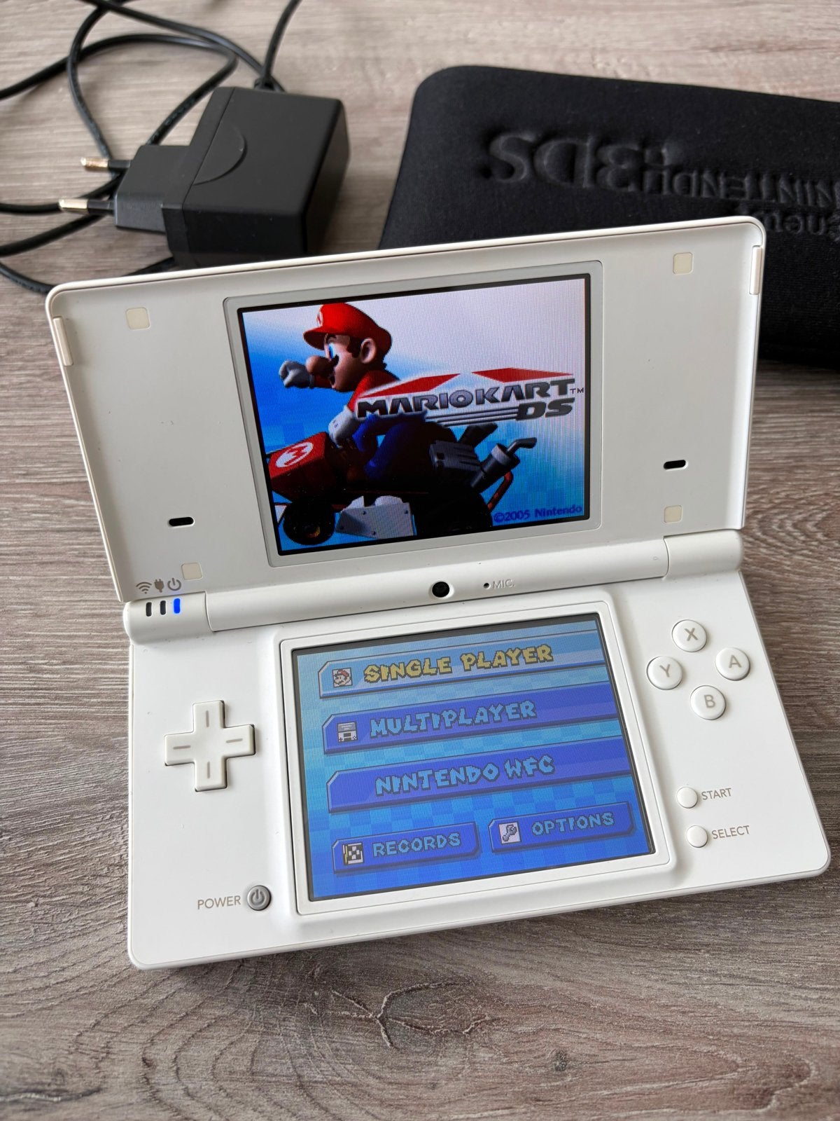 Nintendo DSi met games, Spelcomputers en Games, Games | Nintendo DS, Zo goed als nieuw, Overige genres, 1 speler, Vanaf 7 jaar