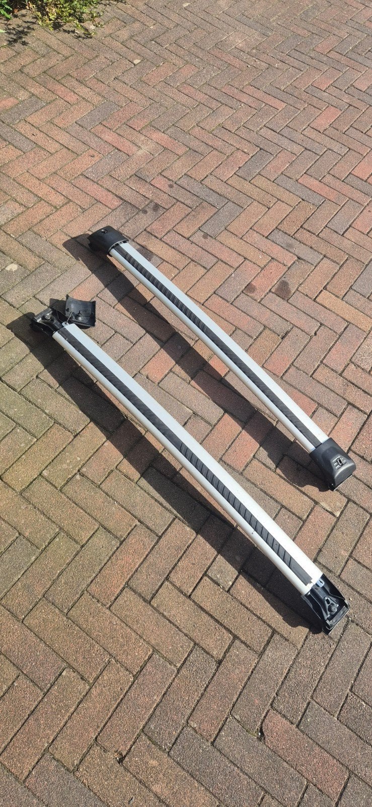 Dakdragers Volvo V70 (vanaf 2007) incl. sleutel, Ophalen
