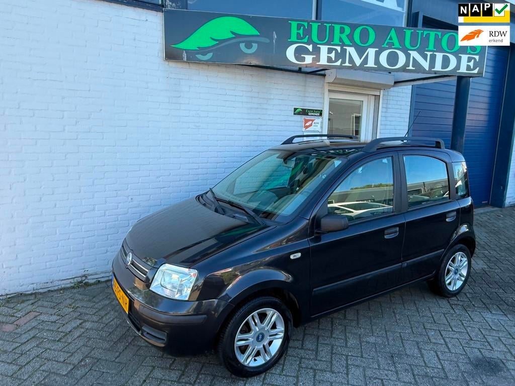 Fiat Panda 1.2 Emotion APK NIEUW BIJ LEVERING CLIMA AIRCO EL, Voorwielaandrijving, Gebruikt, Metallic lak, Zwart