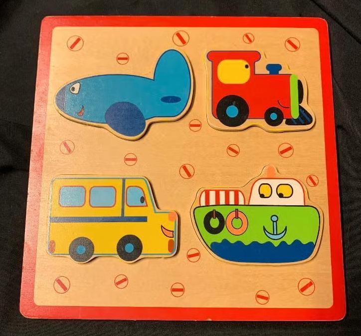Houten kinderpuzzel, puzzel voertuigen; 4 stukken; vliegtuig, Ophalen of Verzenden, Zo goed als nieuw, Van hout, Minder dan 10 stukjes