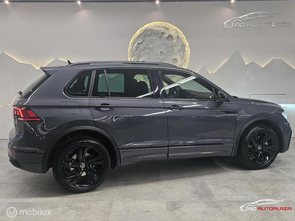 Volkswagen Tiguan 1.4 TSI eHybrid R-Line Panorama/Keyless/Tr, 1716 kg, Zwart, 4 cilinders, Alcantara