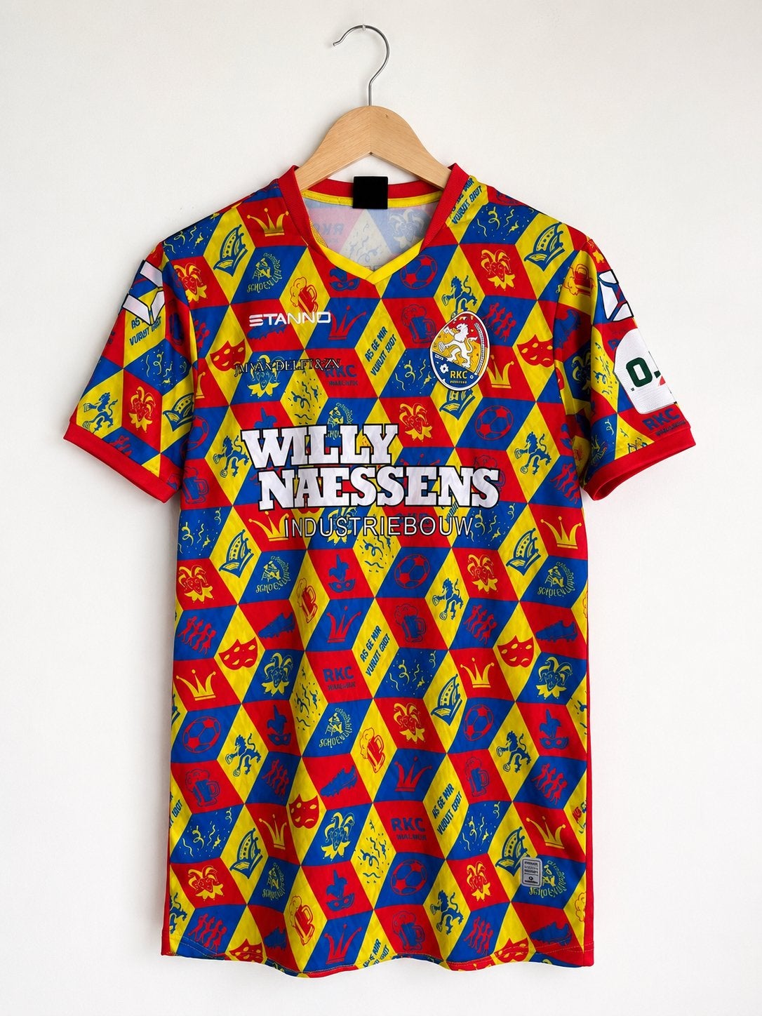 RKC Carnavalshirt 2024/2025 - Gesigneerd door Lelyveld -m, Maat L, Ophalen of Verzenden, Nieuw, Shirt