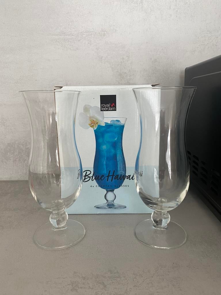 2 Blue Hawaii Cocktailglazen - Royal Leerdam, Ophalen of Verzenden, Zo goed als nieuw, Overige typen