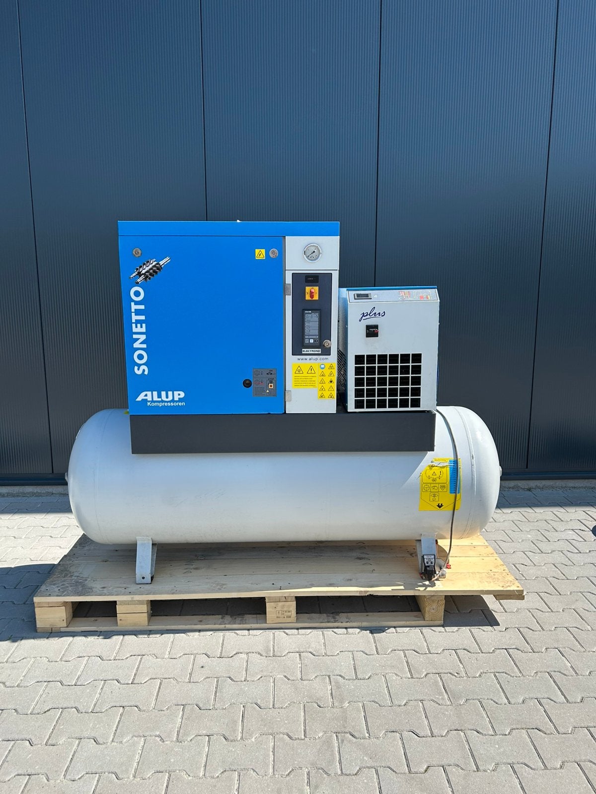 ALUP Sonetto Schroefcompressor op Ketel met Koeldroger, Doe-het-zelf en Verbouw, Compressors, Ophalen, Gebruikt, 800 liter/min of meer