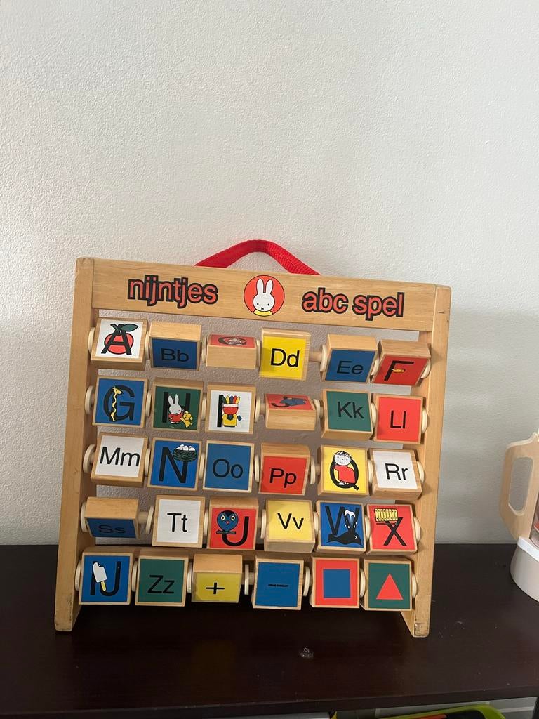 Nijntje ABC Spel Houten Letterblokken Educatief Speelgoed, Ophalen of Verzenden, Gebruikt, Taal en Lezen