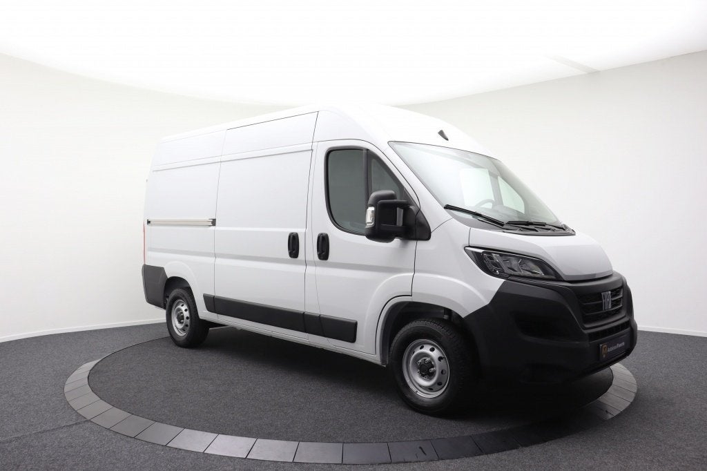 Fiat Ducato 2.2 L2H2 120MJT 88kW | 3-persoons | Betimmering, Stof, Gebruikt, 4 cilinders, Wit