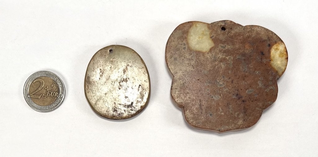 791. Amuletten – draak en Budai, China, 20e eeuw, Antiek en Kunst, Ophalen of Verzenden
