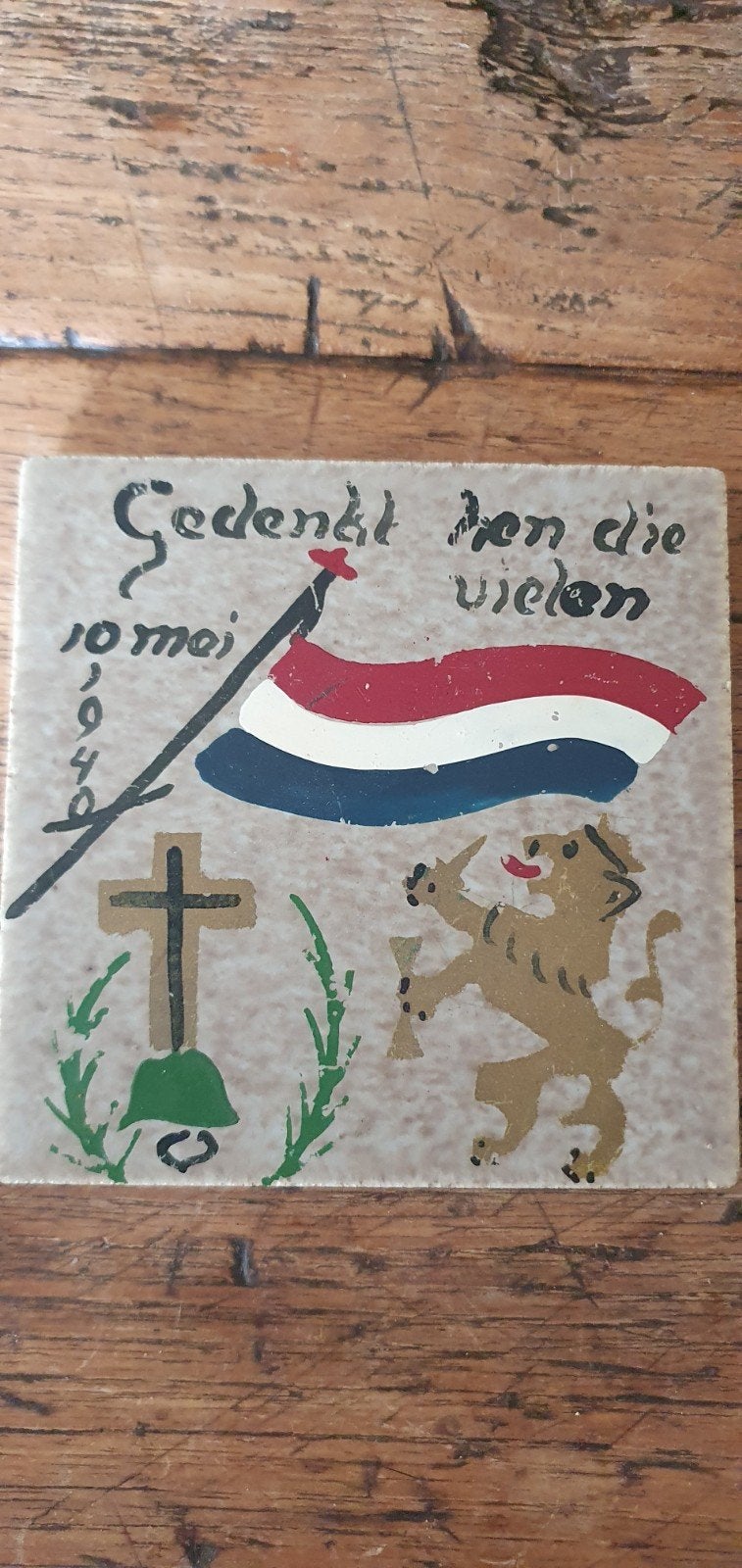Gedenktegeltje gedenk hen die vielen  10 mei 1940, Ophalen of Verzenden, Nederland