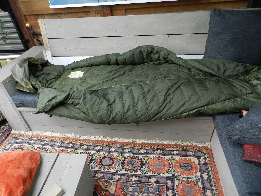 Militaire slaapzak, Ophalen, Zo goed als nieuw