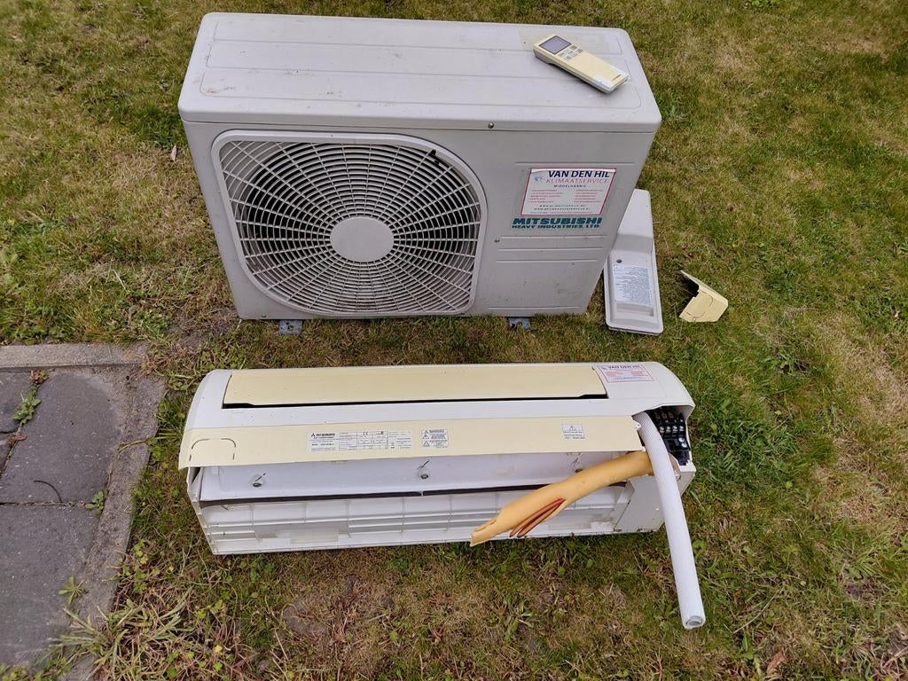 Mitsubishi airco SRK35ZM-S indoor SRC35ZM-S outdoor unit, Witgoed en Apparatuur, Airco's, Ophalen, Koelen en Ontvochtigen, 3 snelheden of meer