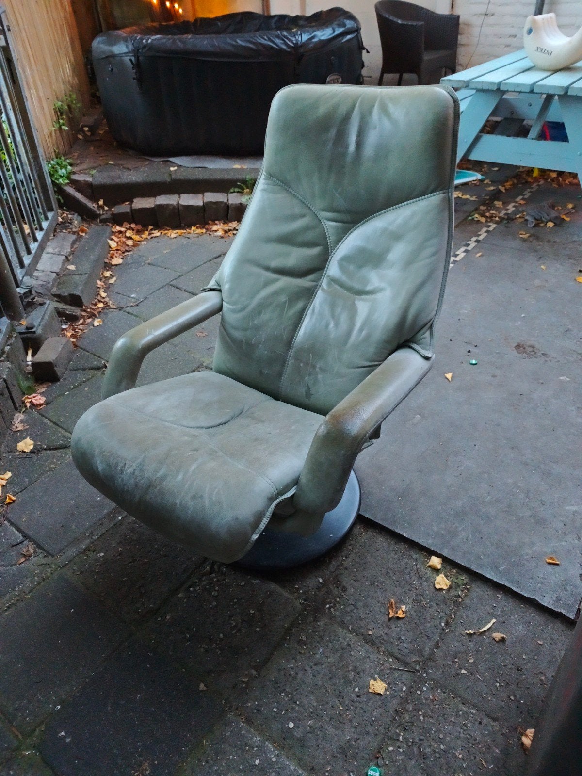 Comfortabele stoel met ligstand, Huis en Inrichting, Ophalen, Gebruikt, 50 tot 75 cm, Leer