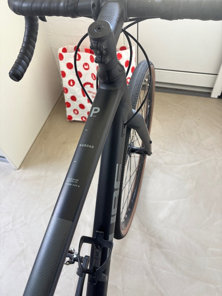 Gravelbike Cube Nuroad Pro, Versnellingen, Zo goed als nieuw, Schijfrem, 53 tot 57 cm