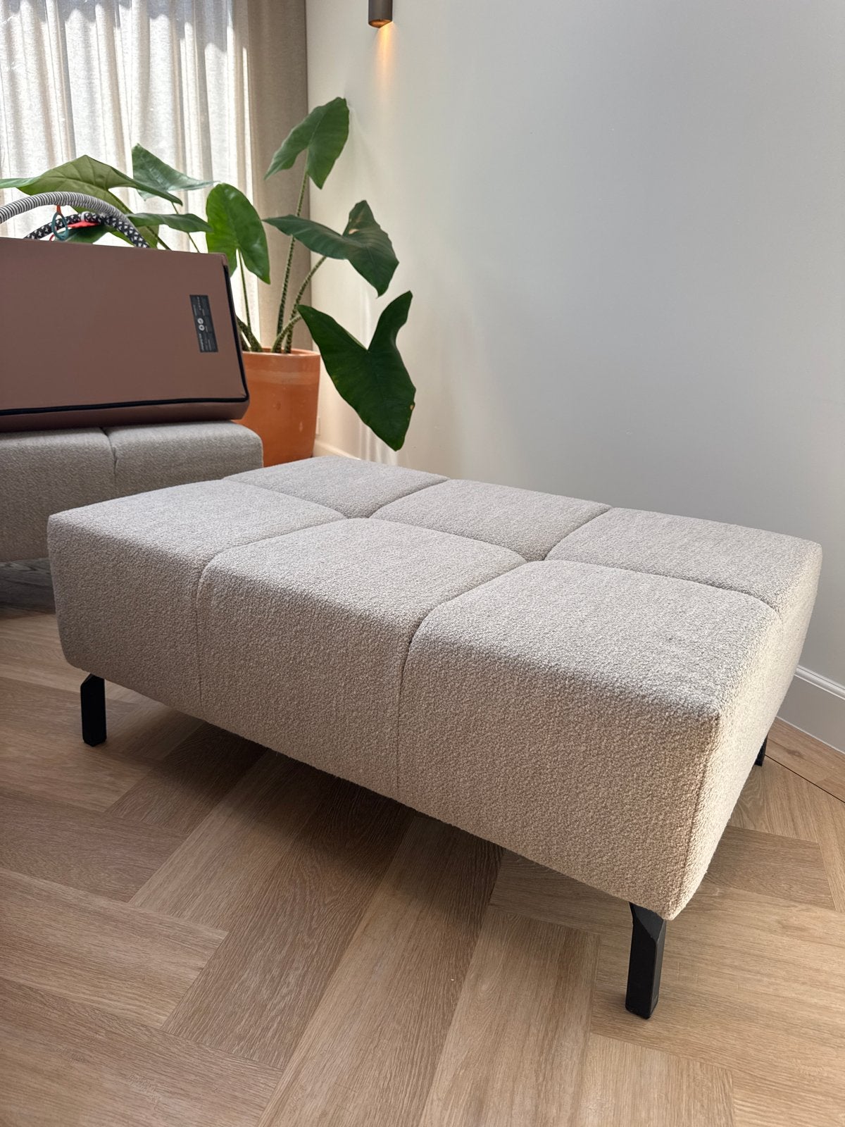 MONTEL Hocker Landscape ZGAN, Ophalen, 75 tot 100 cm, Zo goed als nieuw, Minder dan 150 cm