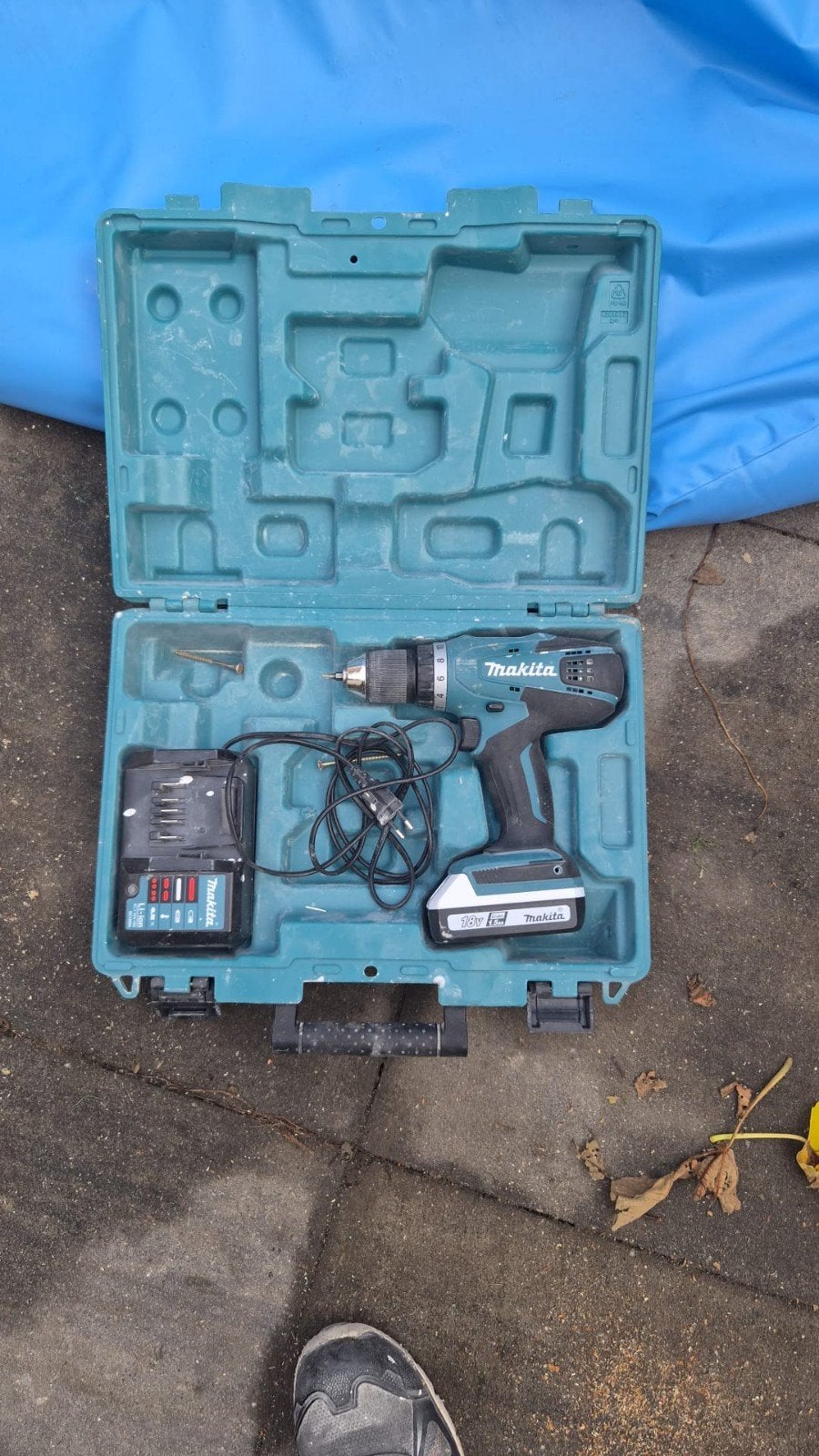 Makita DF457D Boor/Schoefmachine, Ophalen, 600 watt of meer, Variabele snelheid, Zo goed als nieuw