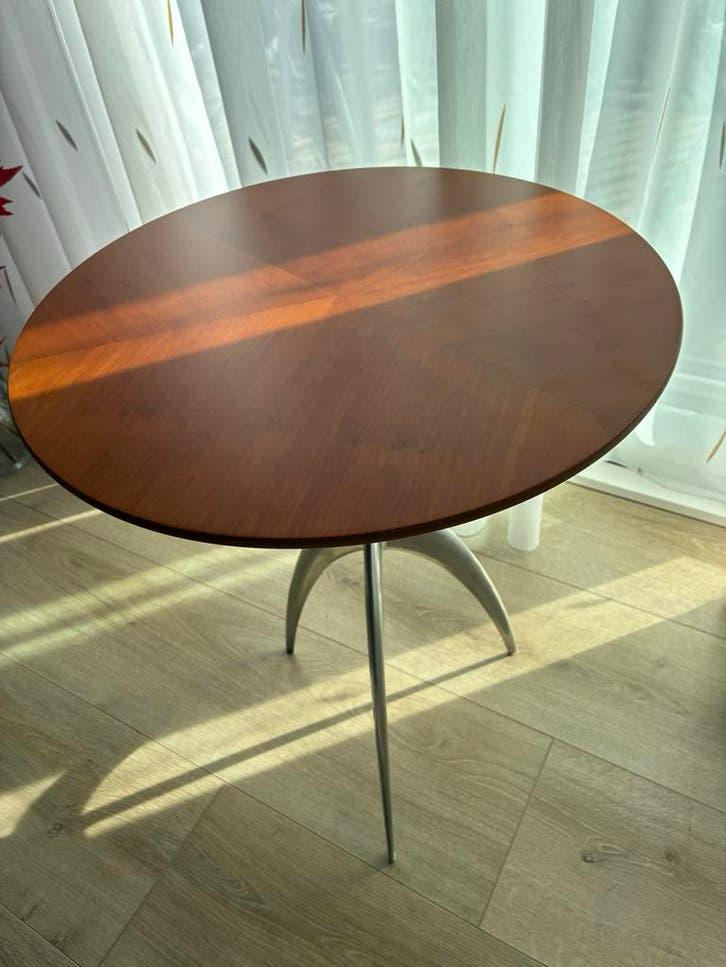Jolly bijzettafel Italië, 50 cm breed, kersenhout blad, Huis en Inrichting, Ophalen, 50 tot 100 cm, Rond, Zo goed als nieuw