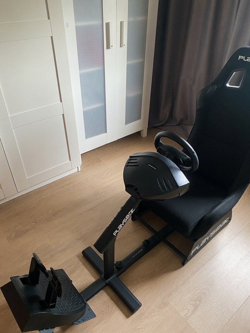 Playseat + Thrustmasterstuur/pedalen - Bijna Ongebruikt!!!, Ophalen, Zo goed als nieuw, Playseat of Racestoel, PlayStation 3