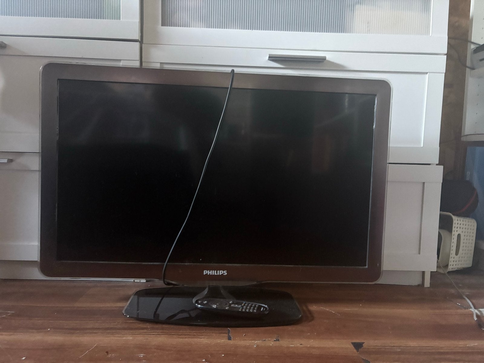 Philips TV met afstandsbediening, zo goed als nieuw, Ophalen, Philips, LED, 50 Hz