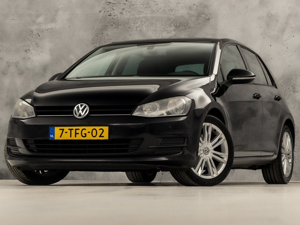 Volkswagen Golf 1.2 TSI Sportline (NAVIGATIE, CLIMATE, GETIN, Voorwielaandrijving, Stof, Zwart, 4 cilinders