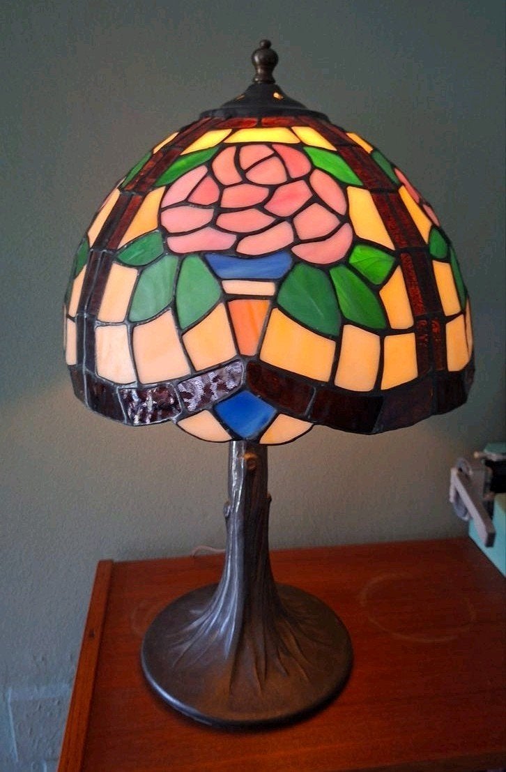 Beschadigd! Grote Tiffany Glas in lood Tafellamp, Ophalen of Verzenden